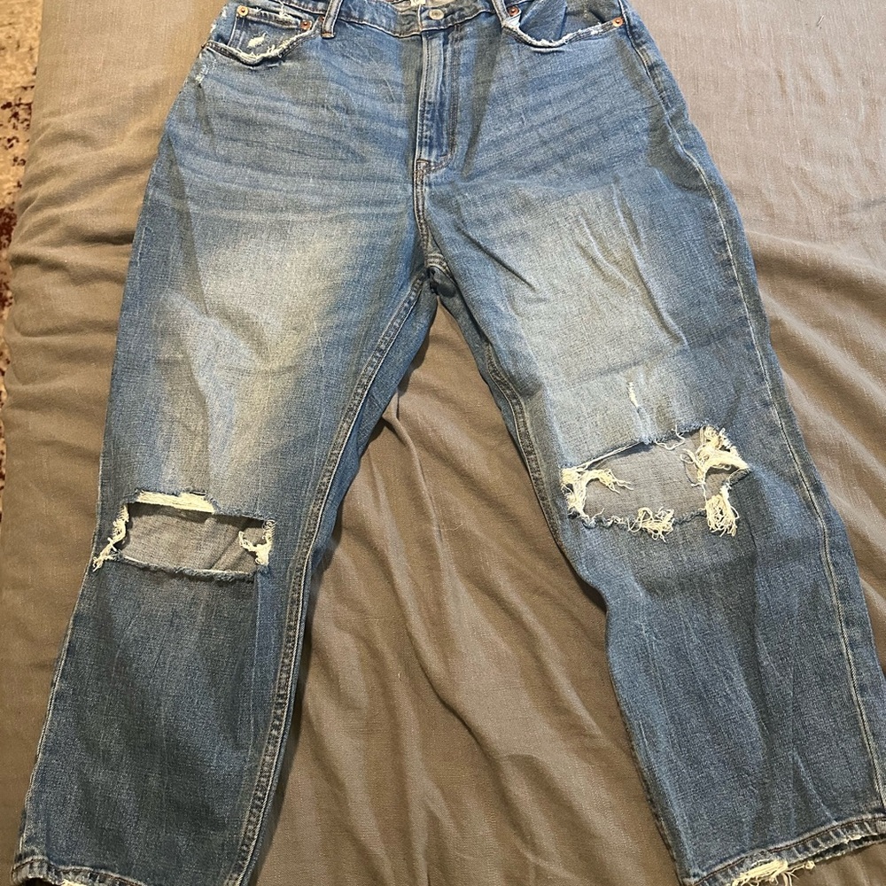 Abercrombie Ankle Straight Ultra High Rise Jeans